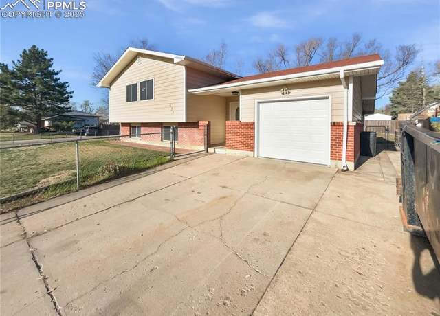 Property at 637 Fay Dr, Colorado Springs, CO 80911, 4 beds, 3 baths