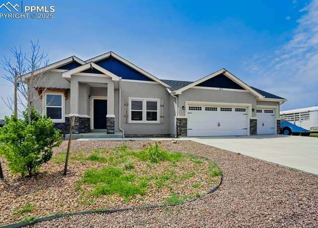 Property at 1672 E Purcell Blvd, Pueblo, CO 81007, 3 beds, 2 baths