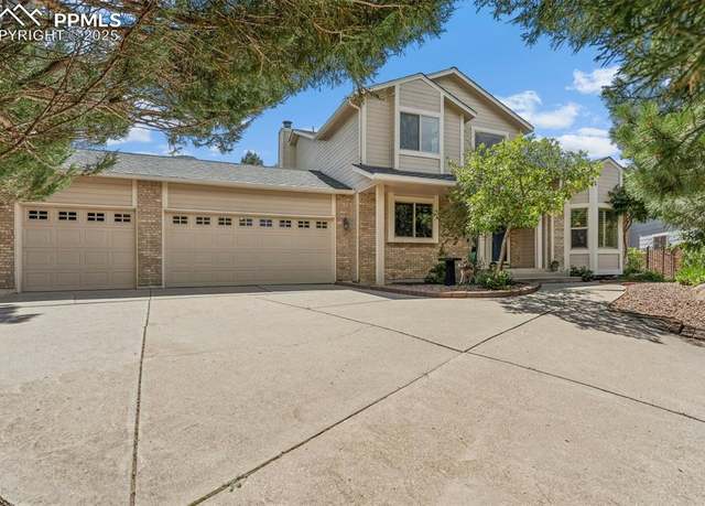 Property at 10 Lowick Dr, Colorado Springs, CO 80906, 4 beds, 3.5 baths