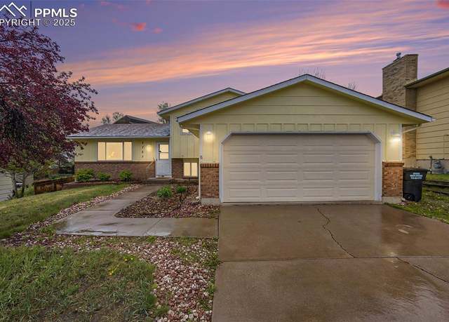 Property at 5765 Tuckerman Dr, Colorado Springs, CO 80918, 3 beds, 2 baths