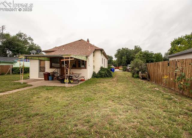 Property at 2815 Beacon St, Colorado Springs, CO 80907, 2 beds, 1 bath