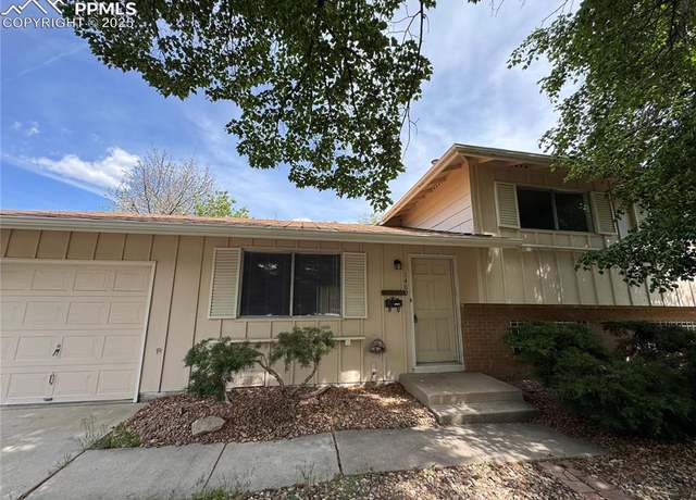 Property at 1402 Yosemite Dr, Colorado Springs, CO 80910, 3 beds, 2.5 baths