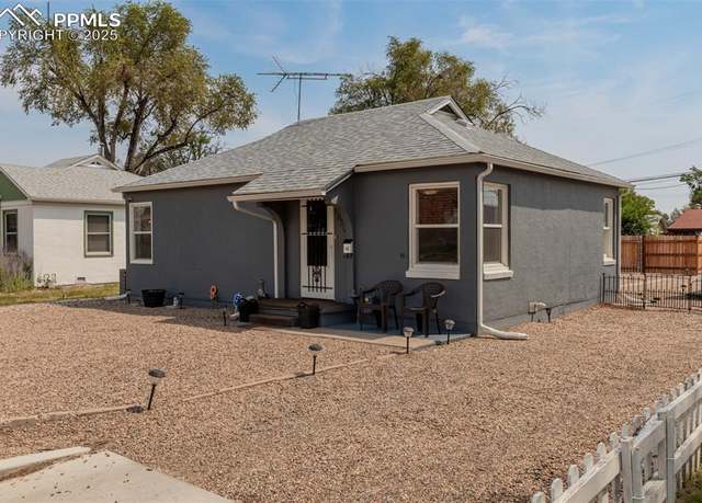 Property at 430 S Prairie Ave, Pueblo, CO 81005, 2 beds, 1 bath