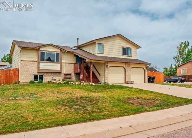 Property at 780 Foxwood Dr, Colorado Springs, CO 80911, 5 beds, 3 baths
