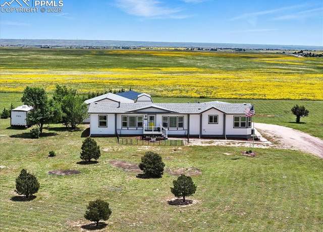 Property at 6895 Pfost Dr, Peyton, CO 80831, 4 beds, 3 baths