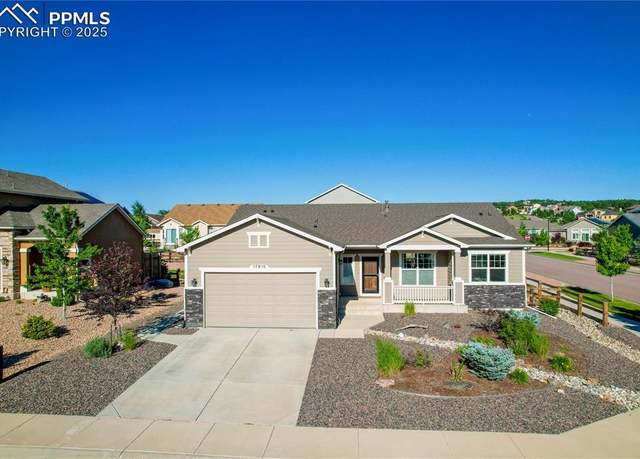 Property at 17915 Gypsum Canyon Ct, Monument, CO 80132, 5 beds, 3 baths