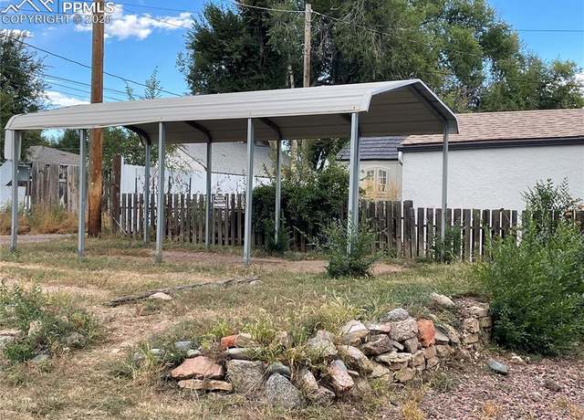 Property at 1218 E Las Animas St, Colorado Springs, CO 80910, 3 beds, 2 baths