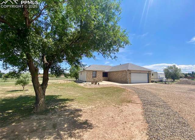 Property at 416 S Hahns Peak Pl, Pueblo West, CO 81007, 3 beds, 2 baths