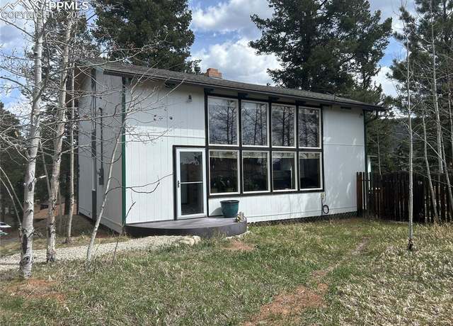 Property at 605 S Park St, Woodland Park, CO 80863, 3 beds, 2 baths