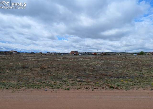 Property at 1675 N Lyon Dr, Pueblo, CO 81007