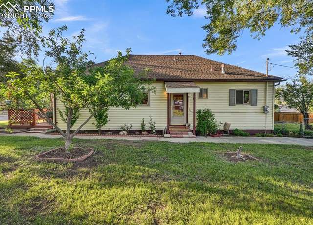 Property at 1339 Arch St, Colorado Springs, CO 80904, 2 beds, 1 bath