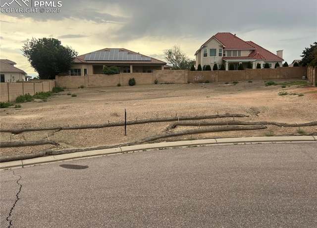 Property at 1625 Augusta Ct, Pueblo, CO 81001