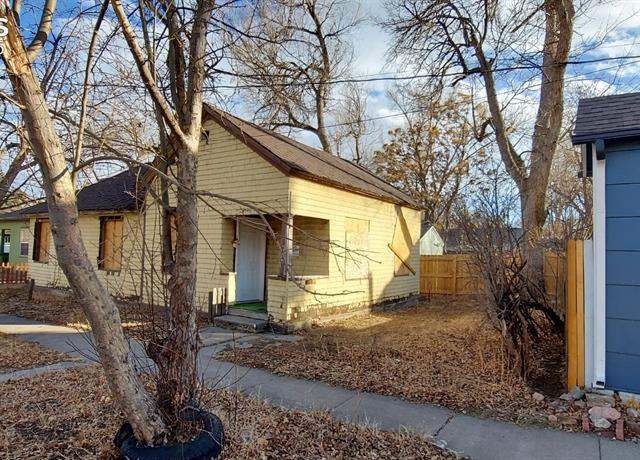 Property at 325 W St Vrain St, Colorado Springs, CO 80905, 2 beds, 1 bath
