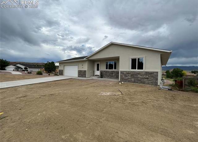 Property at 136 High Meadows Dr, Florence, CO 81226, 3 beds, 3 baths