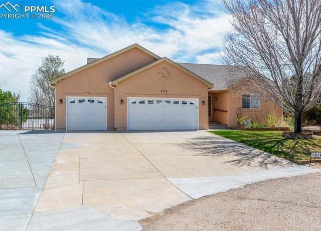 Property at 473 W Golfwood Plz, Pueblo, CO 81007, 5 beds, 3 baths