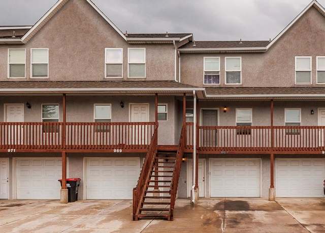 Property at 967 Brant Hollow Ct, Colorado Springs, CO 80916, 2 beds, 2.5 baths