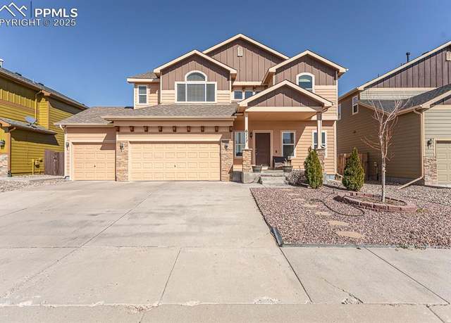 Property at 6117 Hayfield Pl, Colorado Springs, CO 80925, 5 beds, 3.5 baths