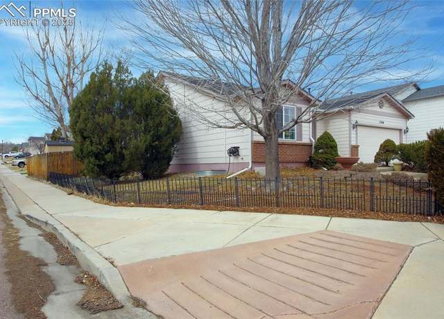 Property at 1240 Lords Hill Dr, Colorado Springs, CO 80817, 3 beds, 2 baths