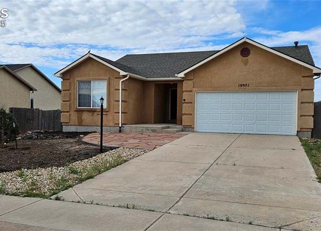 Property at 10921 Redington Dr, Peyton, CO 80831, 3 beds, 2 baths