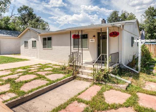 Property at 422 E Hills Rd, Colorado Springs, CO 80909, 3 beds, 1 bath