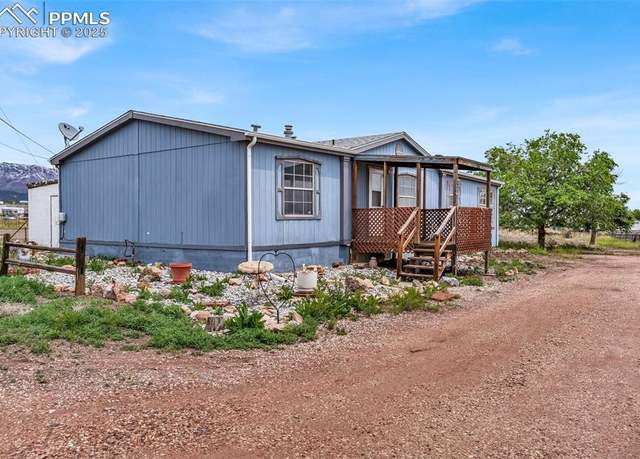 Property at 1210 Tennessee Ave, Canon City, CO 81212, 3 beds, 2 baths