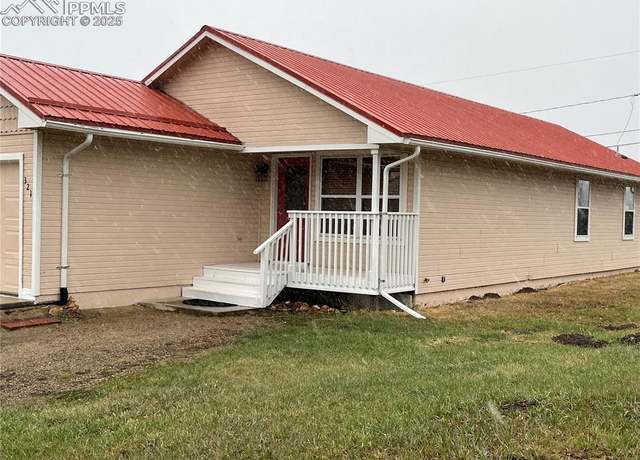 Property at 321 Aspen St, Cripple Creek, CO 80813, 3 beds, 2 baths