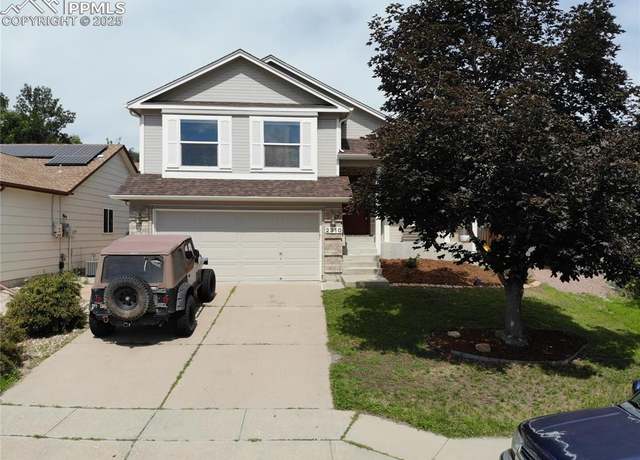 Property at 2310 Royal Palm Dr, Colorado Springs, CO 80918, 4 beds, 3 baths