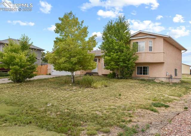 Property at 664 S Song Sparrow Dr, Pueblo, CO 81007, 3 beds, 3 baths