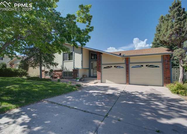 Property at 2505 Roundtop Dr, Colorado Springs, CO 80918, 5 beds, 3 baths