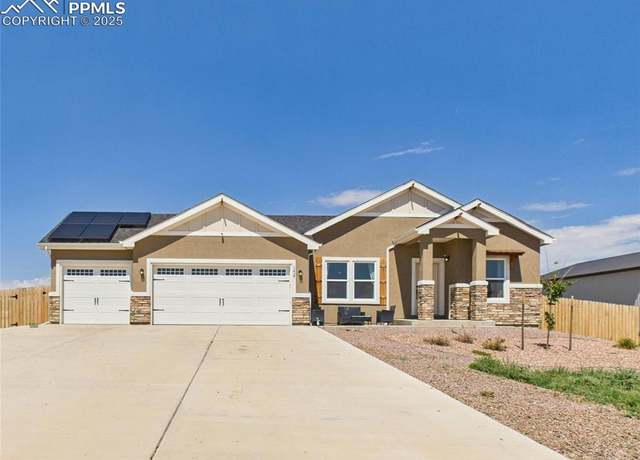 Property at 1437 N Chuckwagon Ln, Pueblo West, CO 81007, 3 beds, 2 baths