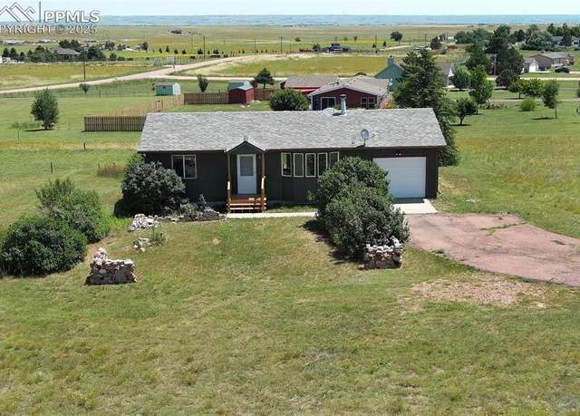 Property at 18535 Sage Crest Rd, Peyton, CO 80831, 2 beds, 1.5 baths