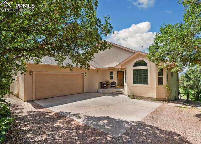 Property at 945 Pulpit Rock Cir, Colorado Springs, CO 80918, 4 beds, 3 baths