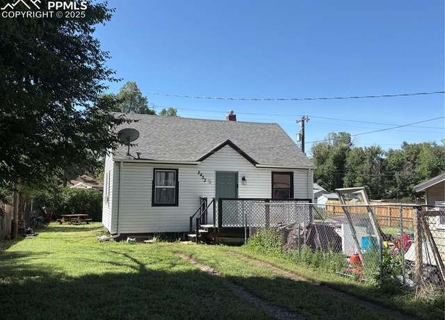 Property at 2453 E Willamette Ave #1/2, Colorado Springs, CO 80909, 2 beds, 1 bath