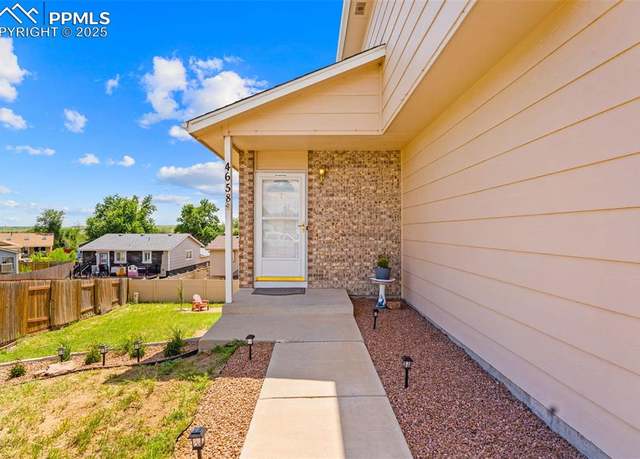 Property at 4658 Hennings Dr, Colorado Springs, CO 80911, 3 beds, 1.5 baths