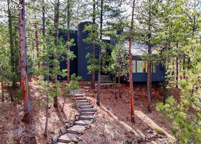 Property at 4966 Delaware Dr, Larkspur, CO 80118, 5 beds, 3.5 baths