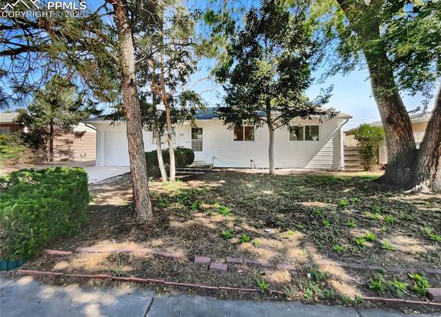 Property at 307 Mount View Ln, Fountain, CO 80817, 3 beds, 3 baths