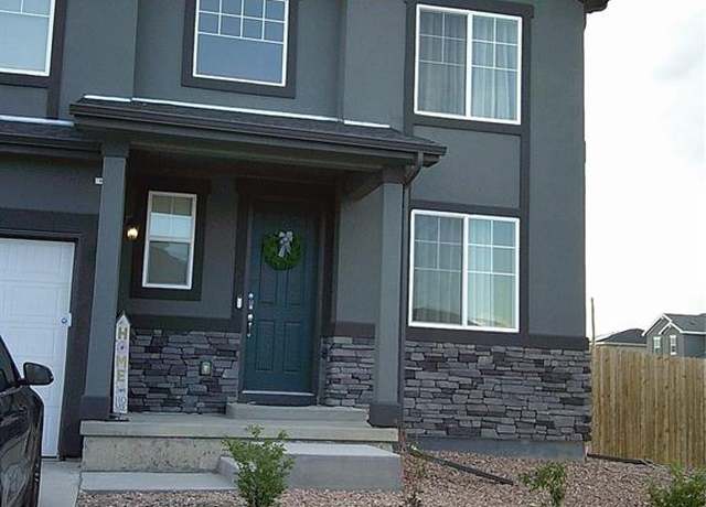 Property at 3425 Bella Luna Dr, Pueblo, CO 81001, 5 beds, 3.5 baths