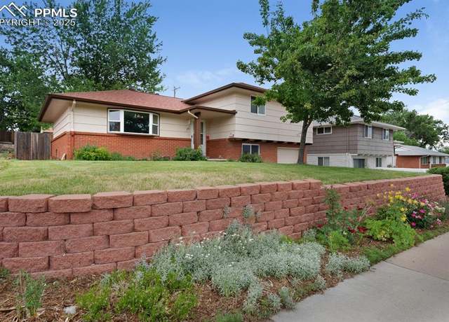 Property at 1925 N Circle Dr, Colorado Springs, CO 80909, 4 beds, 2 baths