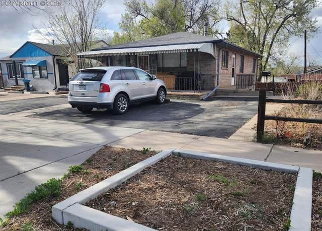 Property at 1822 E Pikes Peak Ave, Colorado Springs, CO 80909, 5 beds, 2 baths