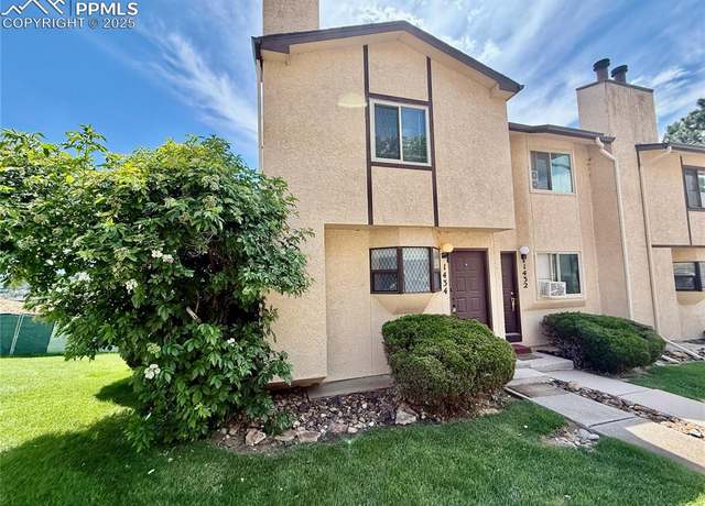 Property at 1434 Territory Trl, Colorado Springs, CO 80919, 3 beds, 2.5 baths
