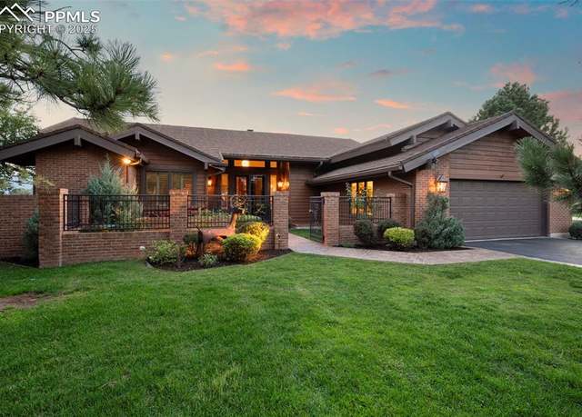 Property at 1445 Smoochers Cir, Colorado Springs, CO 80904, 3 beds, 3.5 baths