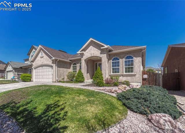 Property at 7524 Amberly Dr, Colorado Springs, CO 80923, 4 beds, 2.5 baths