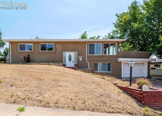 Property at 2005 Finch Ct, Colorado Springs, CO 80909, 3 beds, 2 baths