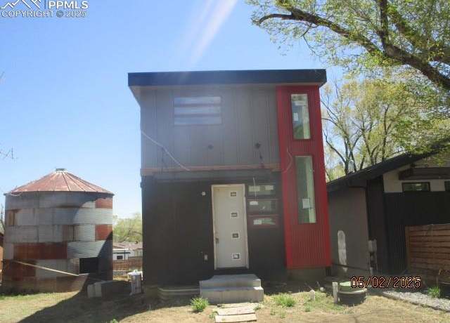 Property at 1019 Race St, Colorado Springs, CO 80904, 2 beds, 2.5 baths