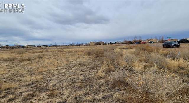 Photo of 142 E Croyden Dr, Pueblo, CO 81007