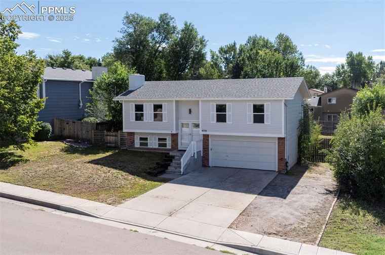 Photo of 4770 W Old Farm Cir Colorado Springs, CO 80917