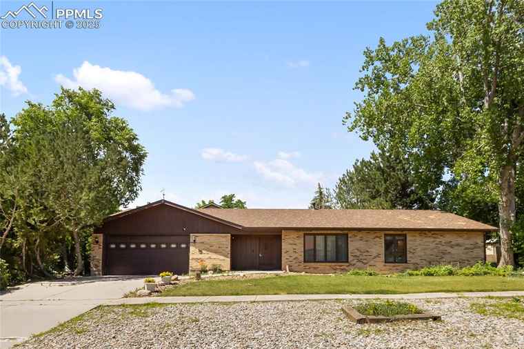 Photo of 2504 E Buena Ventura St Colorado Springs, CO 80909