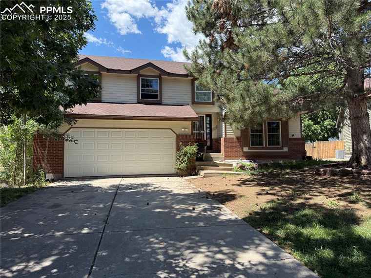 Photo of 3875 Hickory Hill Dr Colorado Springs, CO 80906