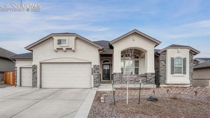 7125 Silver Buckle Dr Colorado Springs CO 80923 MLS 2601292