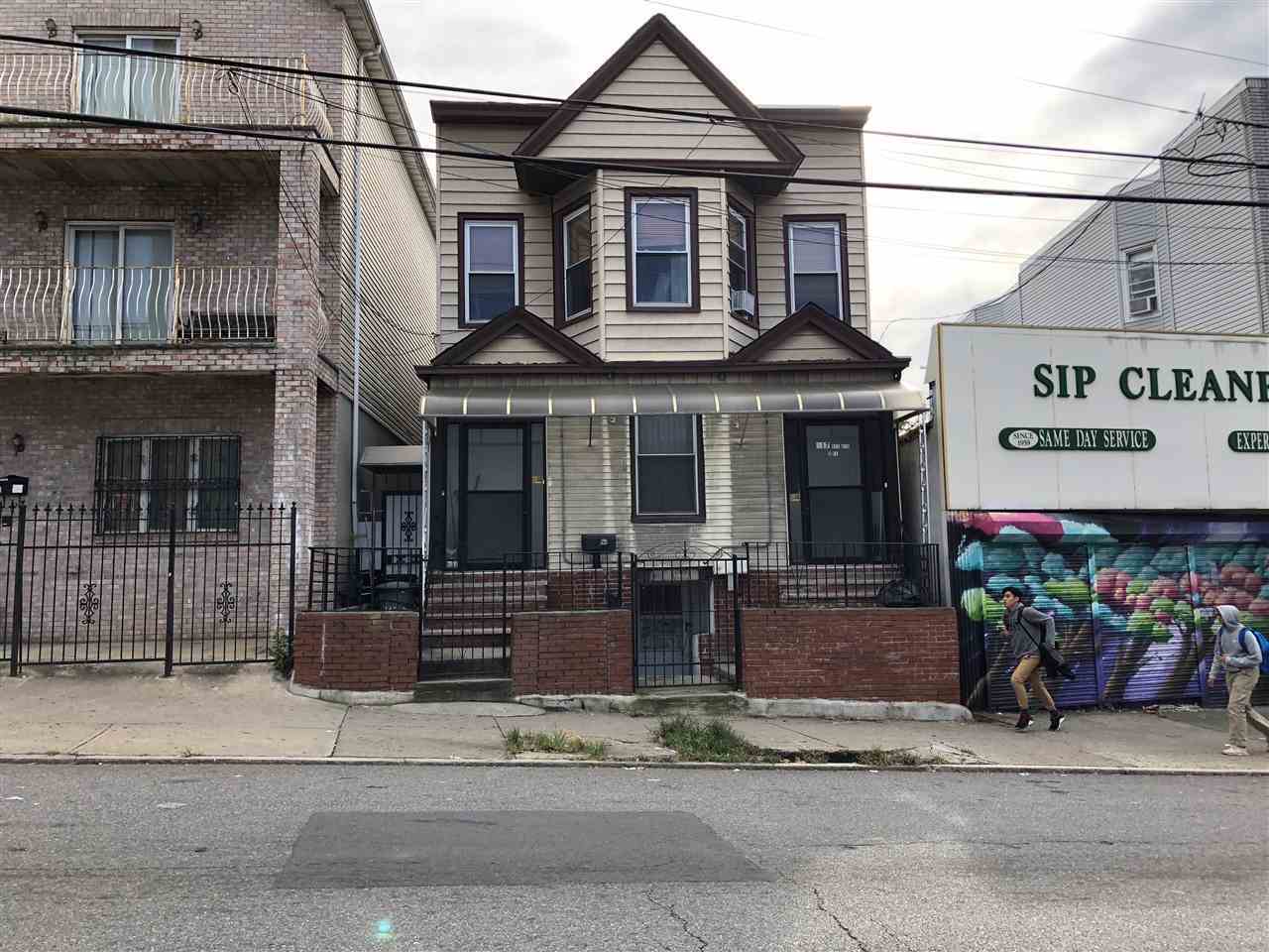 217 SIP Ave, JERSEY CITY, NJ 07306